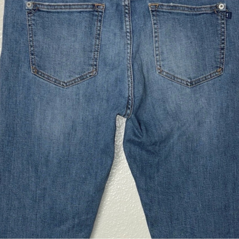Pilcro Slim Boyfriend Crop jeans Woman's Size 29 distressed - Picture 14 of 16